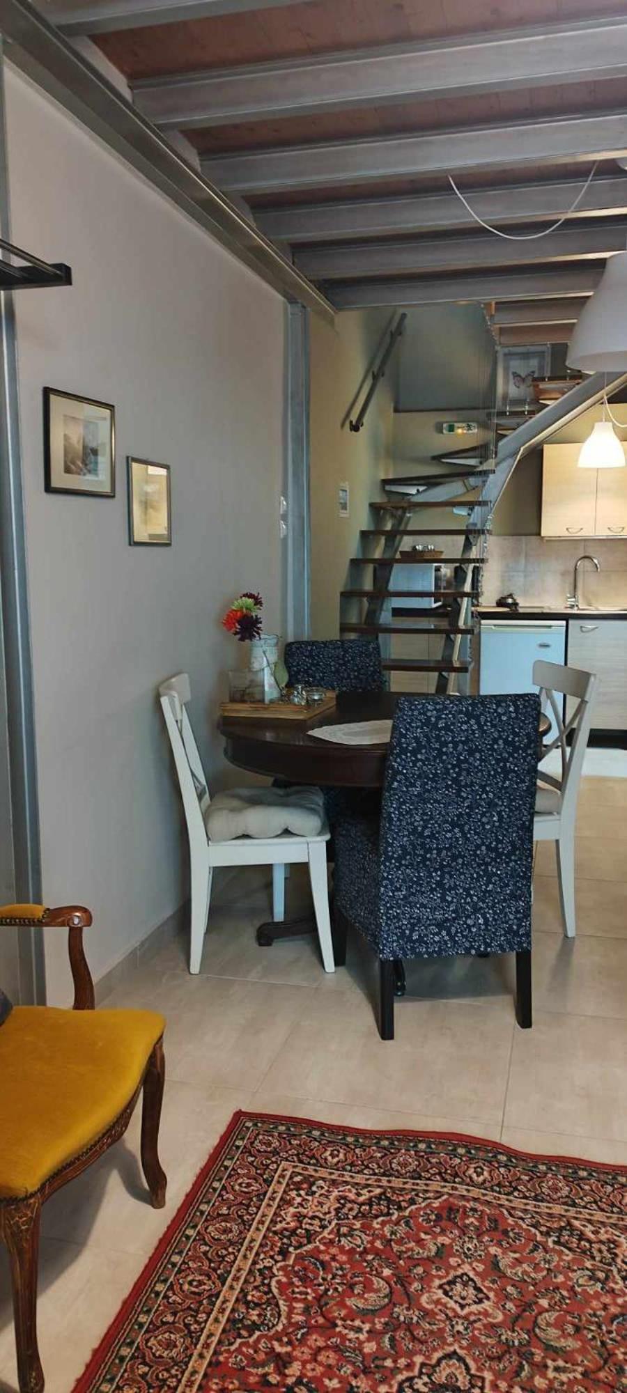 Short Loft At * Thessaloniki