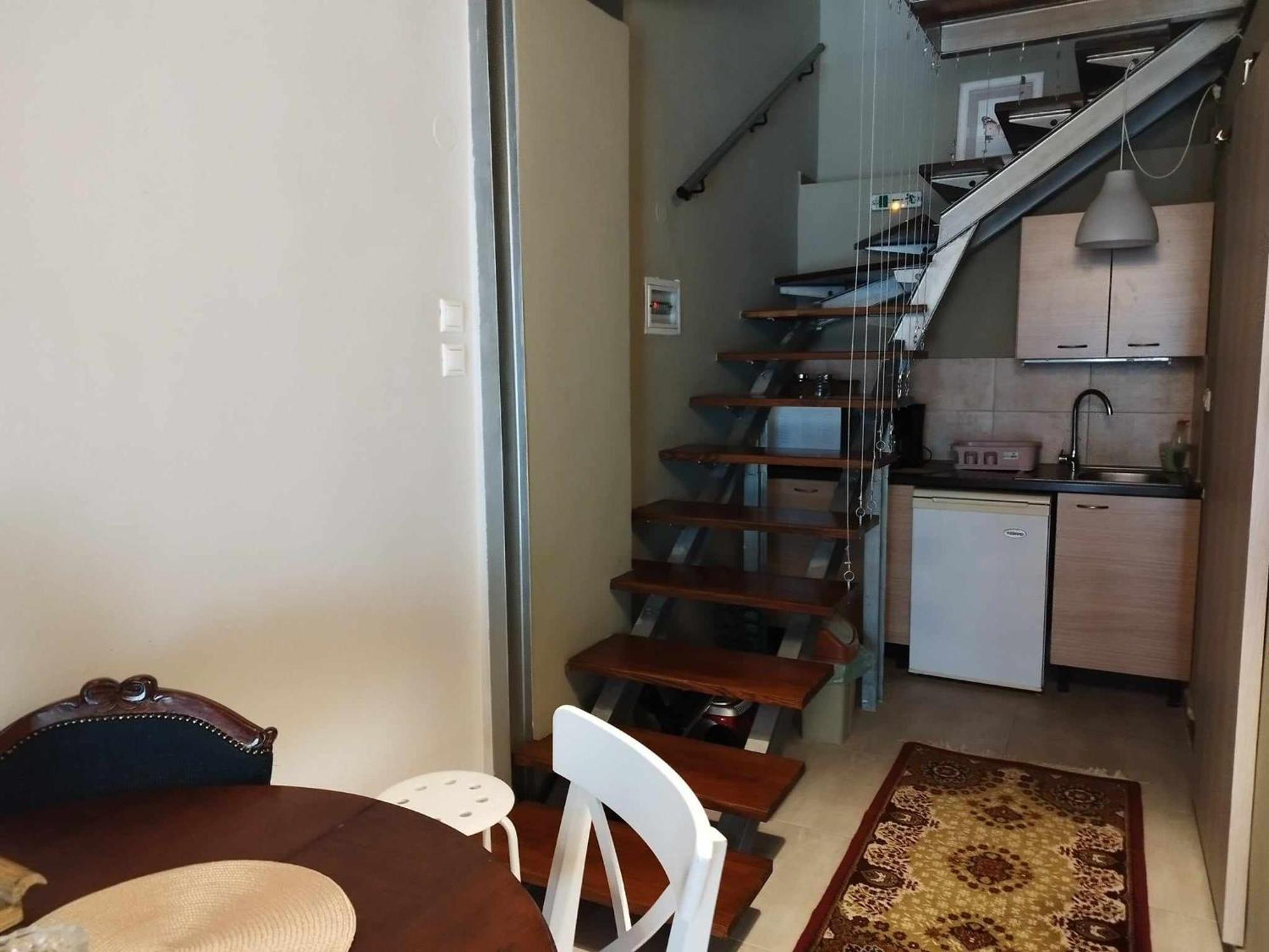 Short Loft At Thessaloniki