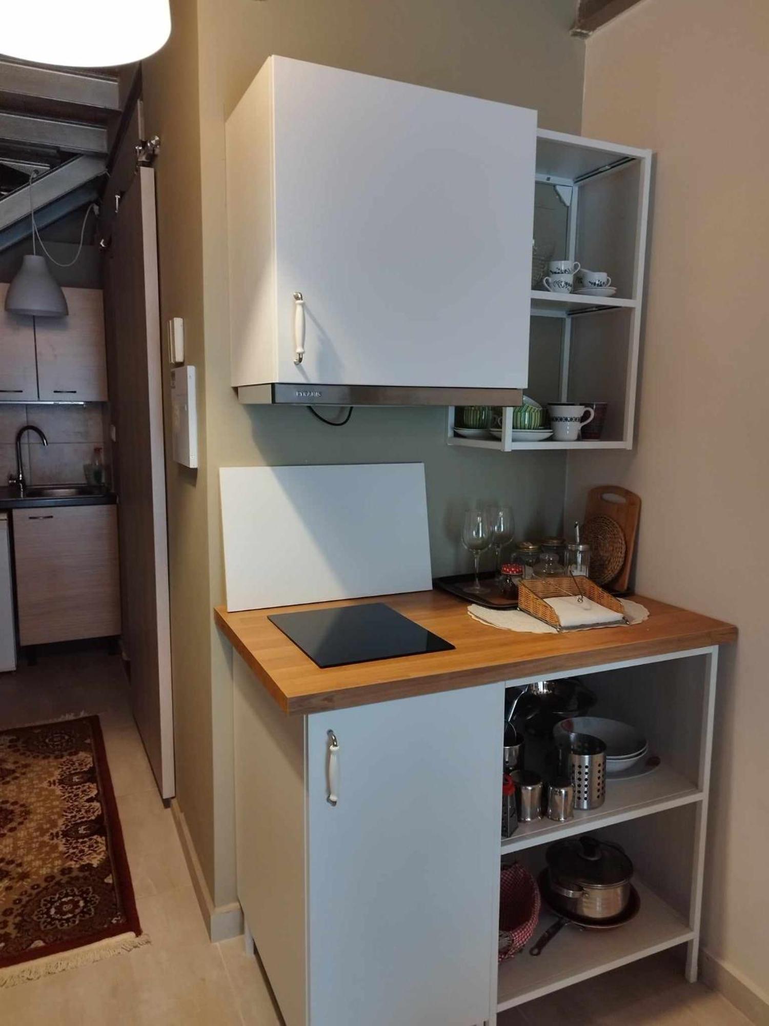Short Loft At Apartment *