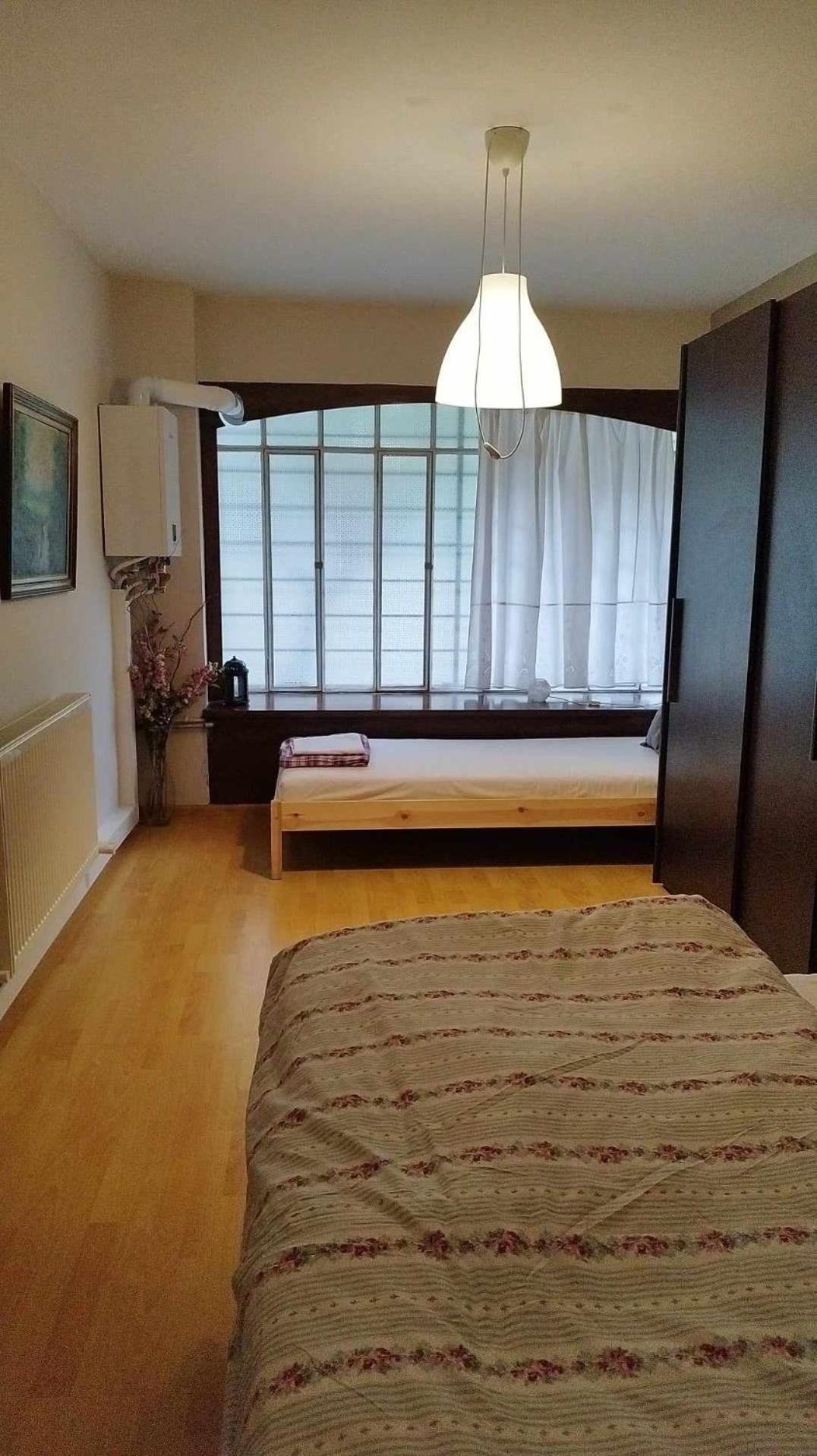 Short Loft At * Thessaloniki